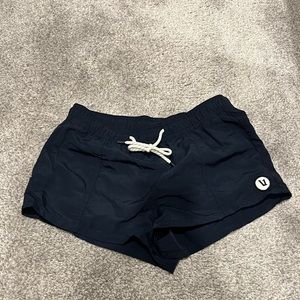 Vuori Sunwashed Shorts (Navy)
